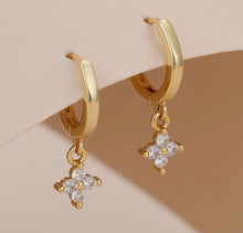 Load image into Gallery viewer, Starla Hoops
