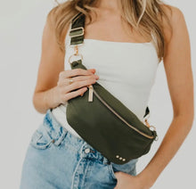 Load image into Gallery viewer, Olivia Bum Bag
