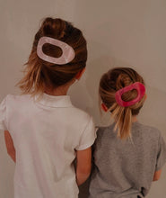 Load image into Gallery viewer, Chloe Claw Clip (Colorful)
