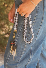 Load image into Gallery viewer, Alexa Stretchy Lanyard (Buffalo Plaid)
